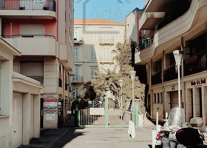 Les Rivages 2p Terrasse Parking Ac 50 M Apartmán Menton